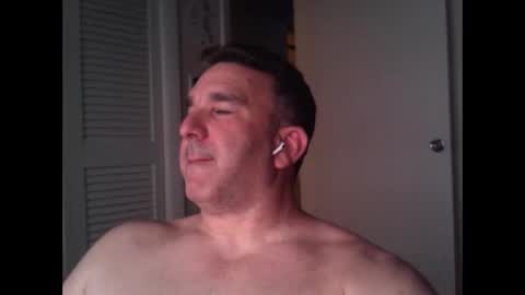 Snapshot of oceanmanx chatting on October 25, 2025, 2:41 am Ocean online show from October 25, 2025, 2:41 am