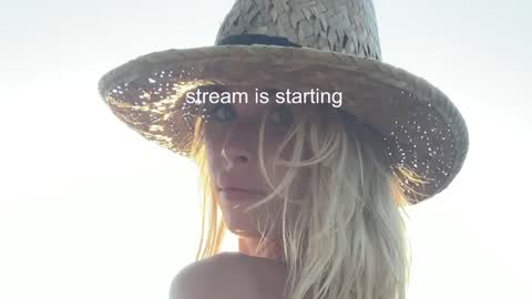 hi im Janasmall boobs big heart  warm pussy  online show from January 26, 2025, 1:09 am