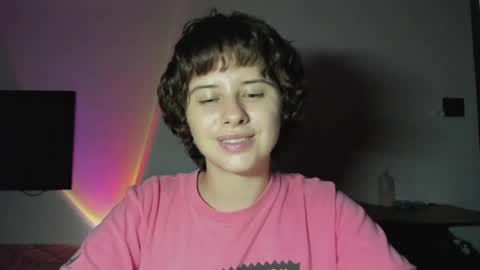 Evie online show from May 3, 2026, 11:49 am