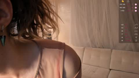Selena online show from December 9, 2024, 8:54 pm