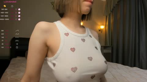 Snapshot of odelyncure chatting on January 27, 2025, 1:26 am Lynna online show from January 27, 2025, 1:26 am