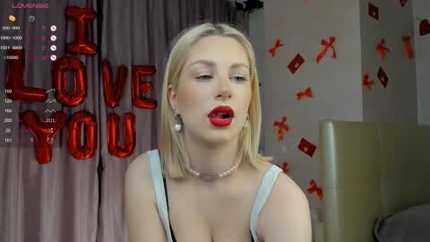 Snapshot of odelyncure chatting on February 18, 2025, 3:21 pm Lynna online show from February 18, 2025, 3:21 pm