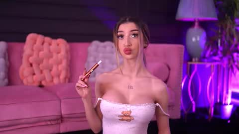 Odette online show from March 12, 2026, 6:52 am