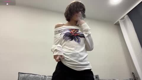 Snapshot of odettehatt chatting on February 19, 2026, 4:41 am Thea online show from February 19, 2026, 4:41 am