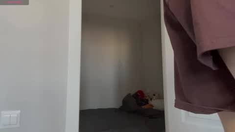 Snapshot of odettehatt chatting on March 29, 2026, 4:45 am Thea online show from March 29, 2026, 4:45 am