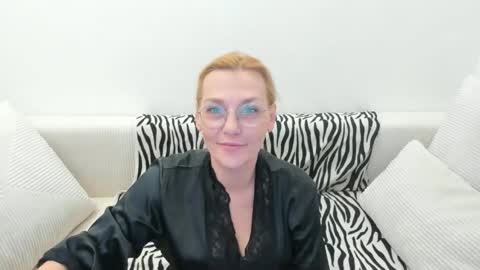 oeigesmik online show from April 19, 2026, 8:57 am
