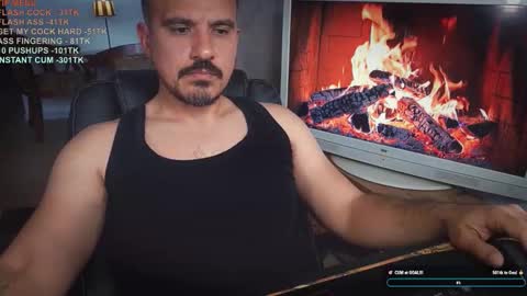 Snapshot of officeman7 chatting on November 19, 2025, 12:16 pm officeman7 online show from November 19, 2025, 12:16 pm