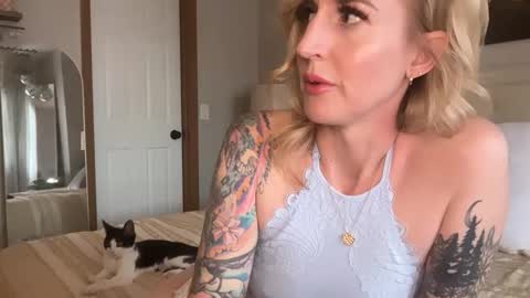 Tams online show from November 21, 2025, 4:27 pm