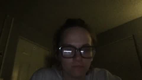 Snapshot of officialstormix chatting on April 15, 2026, 7:59 am officialstormix online show from April 15, 2026, 7:59 am