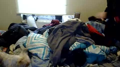 oscar flores online show from November 30, 2025, 1:48 pm