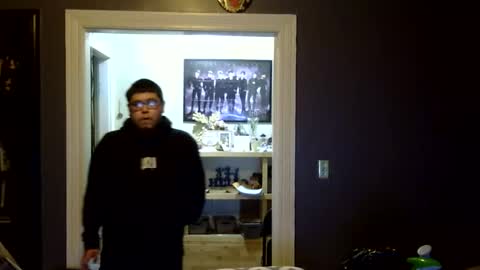 oscar flores online show from May 11, 2026, 4:29 am