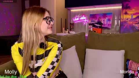 Monica online show from April 29, 2026, 6:58 pm