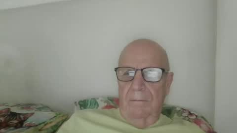 oggi95 online show from October 6, 2025, 10:12 am