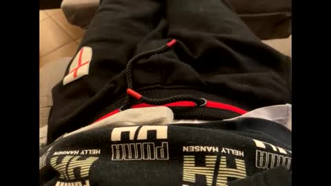 oggs48 online show from October 31, 2025, 9:49 pm