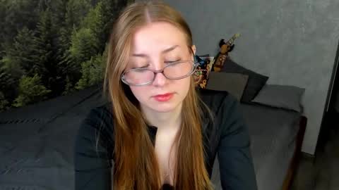 ogle_blg online show from December 16, 2025, 9:25 am