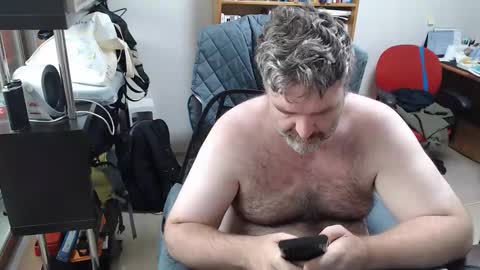 Woman message me men do not make demands and dont ask for pm only ladies. online show from September 22, 2025, 2:02 am