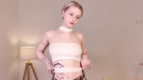 Lily online show from July 16, 2026, 2:01 pm