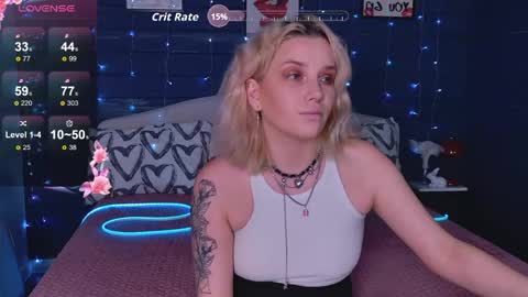 oh_my_julia online show from May 7, 2026, 11:54 pm