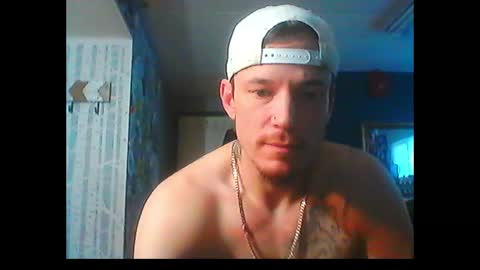 Snapshot of oh_you_know69 chatting on January 6, 2025, 9:43 pm who dares toss me some tips lets have fun online show from January 6, 2025, 9:43 pm