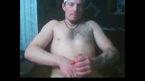 Snapshot of oh_you_know69 chatting on January 29, 2025, 6:43 am who dares toss me some tips lets have fun online show from January 29, 2025, 6:43 am