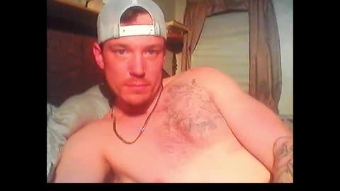 Snapshot of oh_you_know69 chatting on March 6, 2025, 7:14 am who dares toss me some tips lets have fun online show from March 6, 2025, 7:14 am