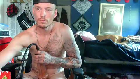 Snapshot of oh_you_know69 chatting on September 9, 2025, 11:37 pm who dares toss me some tips lets have fun online show from September 9, 2025, 11:37 pm