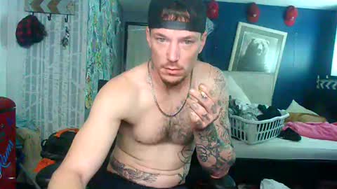 who dares  toss me some  tips lets have fun online show from November 26, 2025, 7:48 pm