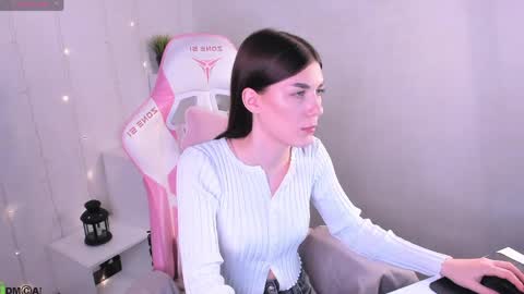 Snapshot of ohh_my_vens chatting on May 8, 2026, 1:22 am KAYA. online Tu We Th Fr Sa 0100AM - 0800AM Time zone of Germany Munich online show from May 8, 2026, 1:22 am