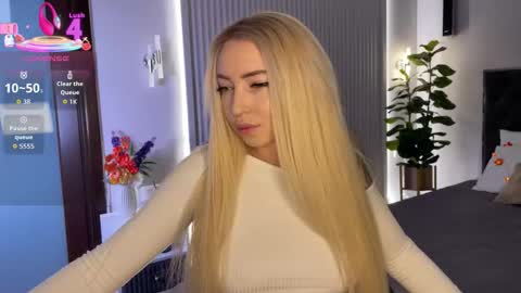 Emma online show from October 15, 2025, 1:28 am