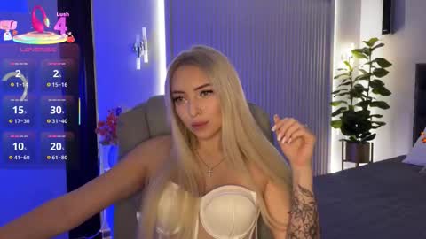 Emma online show from October 20, 2025, 1:17 am