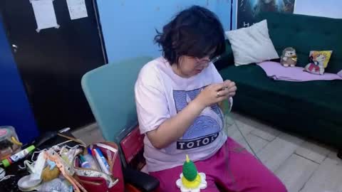 ohmysqueak online show from July 6, 2026, 3:47 am