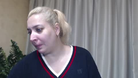 Iren online show from November 3, 2025, 7:09 am