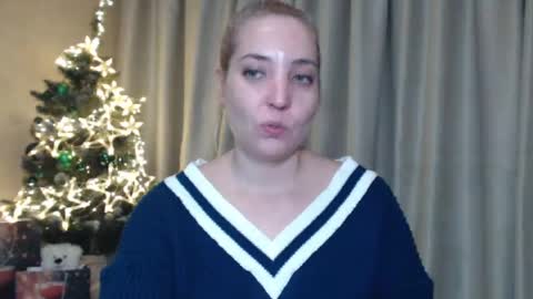 Mari online show from December 27, 2024, 2:54 pm