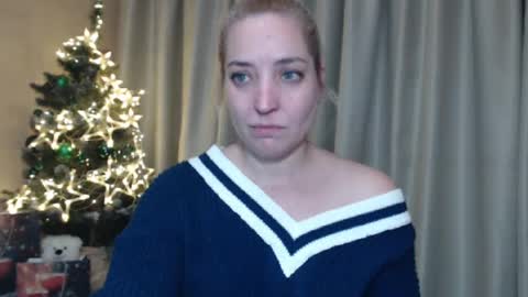 Mari online show from December 27, 2024, 9:22 pm