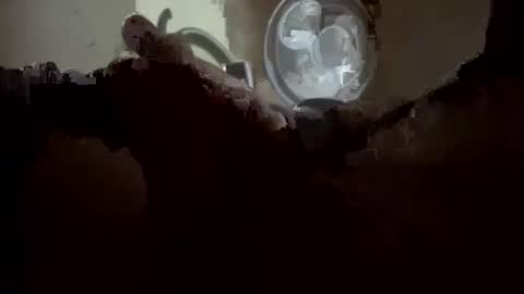 oil_it_up online show from October 21, 2025, 9:48 pm