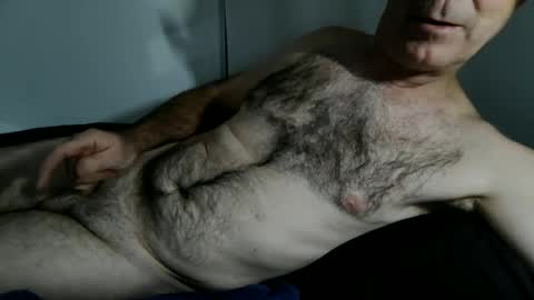 oiledcouple1 online show from June 18, 2026, 4:57 am