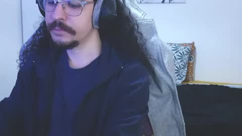 okako online show from April 22, 2026, 7:44 am