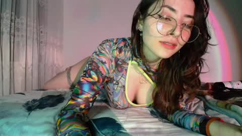 Skylar online show from January 8, 2025, 6:09 am