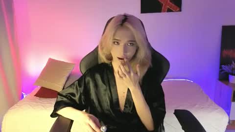 Ami online show from June 13, 2026, 9:02 pm