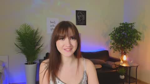 Snapshot of okii_vibes chatting on January 19, 2025, 6:42 am Christy online show from January 19, 2025, 6:42 am
