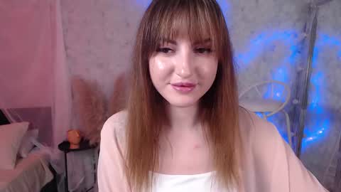 Snapshot of okii_vibes chatting on February 12, 2025, 6:19 am Christy online show from February 12, 2025, 6:19 am