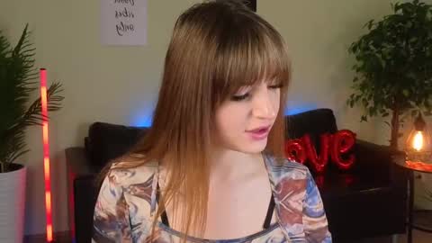 Snapshot of okii_vibes chatting on February 18, 2025, 6:15 am Christy online show from February 18, 2025, 6:15 am