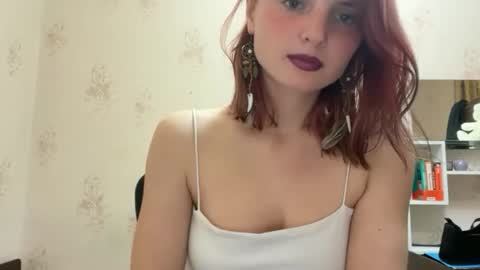 Oktavia7777 online show from April 27, 2026, 7:01 pm