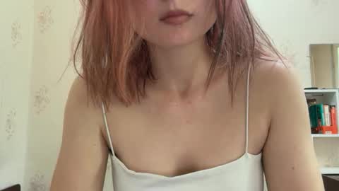 Oktavia7777 online show from May 6, 2026, 2:22 pm