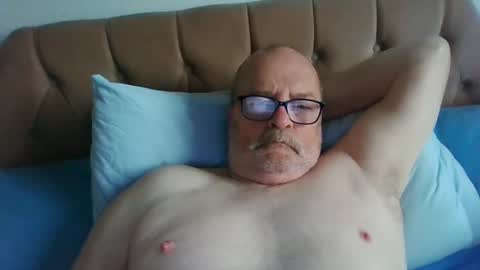 old_fkr online show from December 17, 2024, 9:50 am