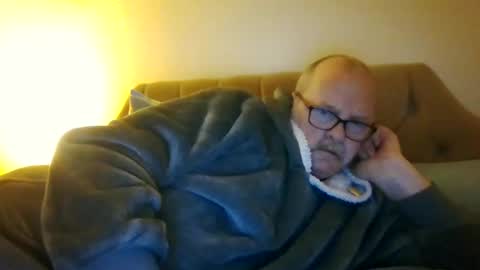 old_fkr online show from February 10, 2025, 4:52 am