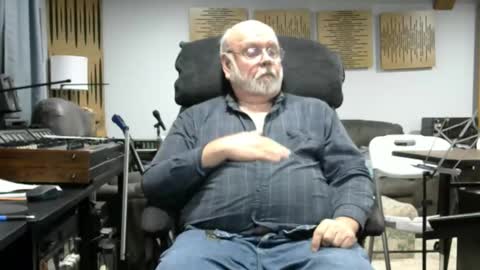 Snapshot of old_guy111 chatting on November 25, 2025, 4:01 am old_guy111 online show from November 25, 2025, 4:01 am