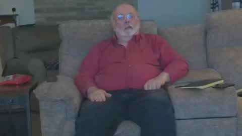 Snapshot of old_guy111 chatting on March 2, 2026, 1:52 am old_guy111 online show from March 2, 2026, 1:52 am