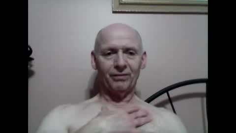oldbuthorny62 online show from January 19, 2025, 4:54 am