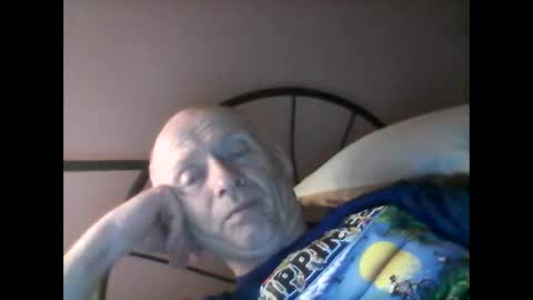 oldbuthorny62 online show from February 7, 2025, 5:10 am